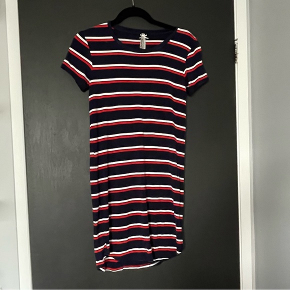 Navy and Red Stretchy Striped T-Shirt Dress - Size Medium - Picture 1 of 3